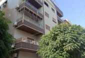 للبيع شقة باشرفية صحنايا مقابل جامع المحمود (بناء الكبرا ) مكسية اكساء سوبر ديلوكس